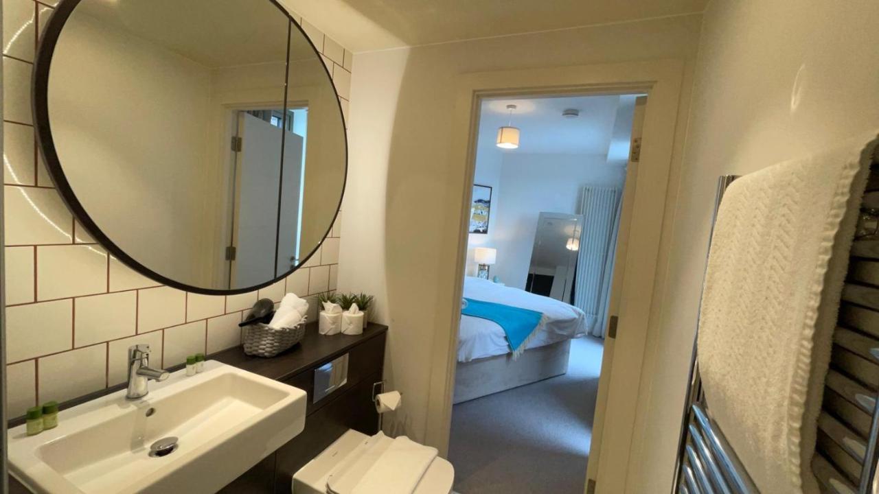 Luxury Three Bed By Excel Londen